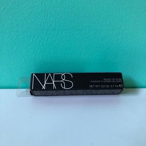 NEW! NARS Velvet Lip Glide - Shade 'Toy'